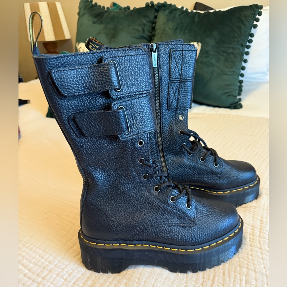 NWOT Dr. Martens Jagger Boots Women’s Size 7 Doc Martens Doc’s - Picture 2 of 6
